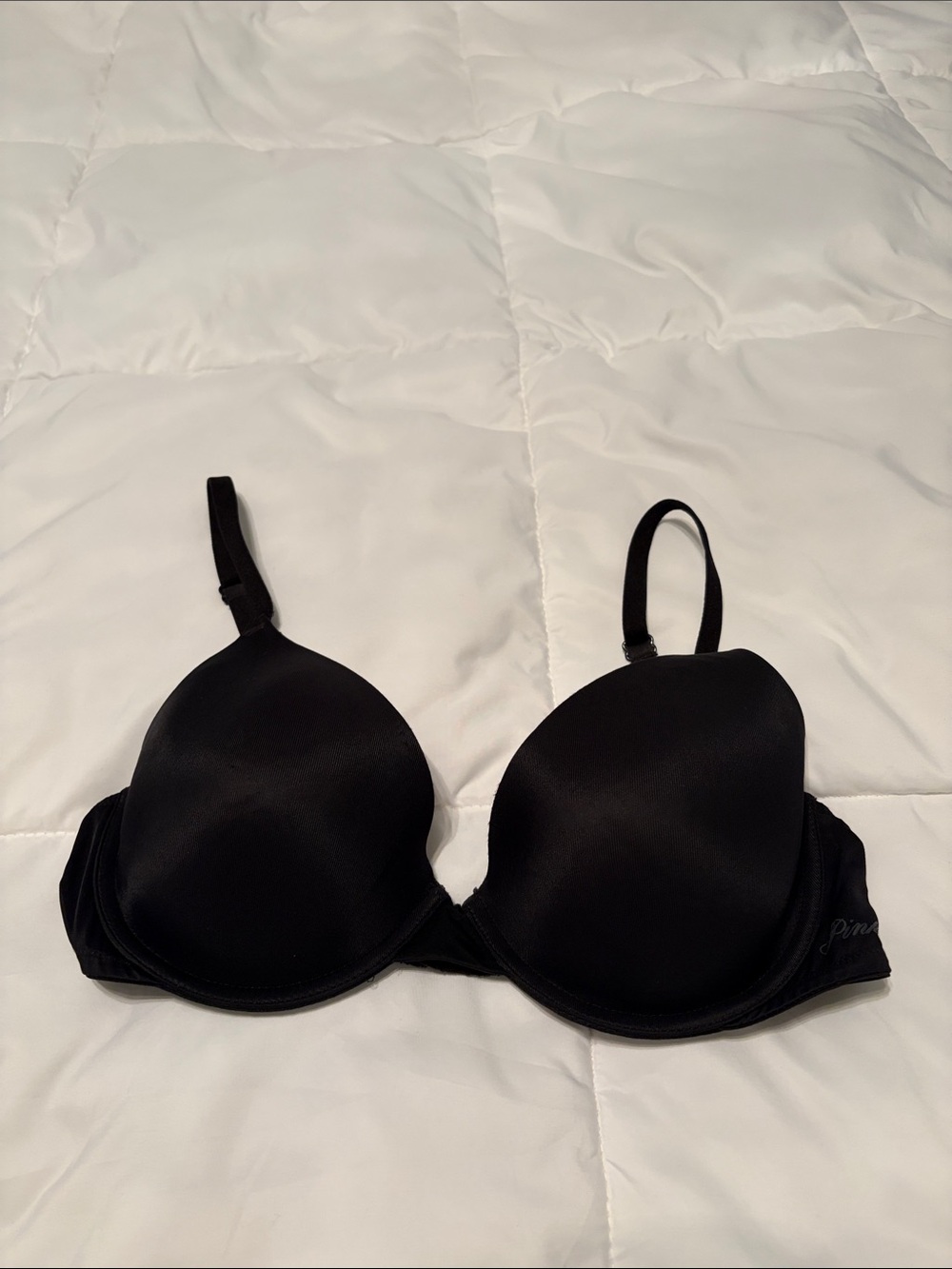 PINK Victoria's Secret Black Padded T-Shirt Bra